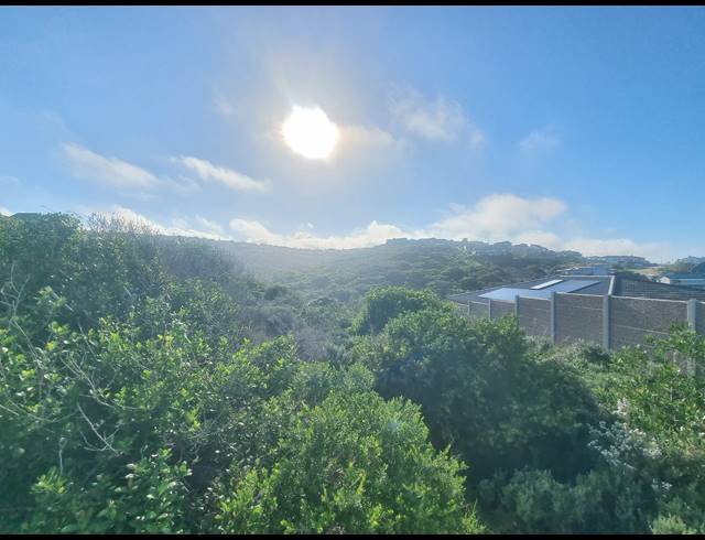 1,025M² VACANT LAND FOR SALE IN DANA BAY
